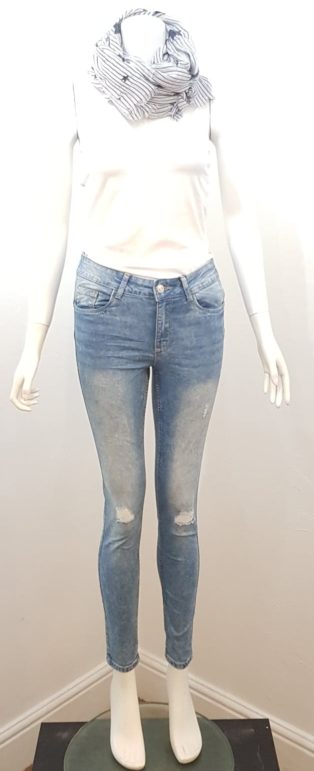 Vero Moda – Seven Shape Up Jeans – Distressed Denim – Leg 30″