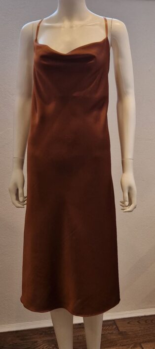 DIVERSE – WILLOW – CAMI DRESS – TAN