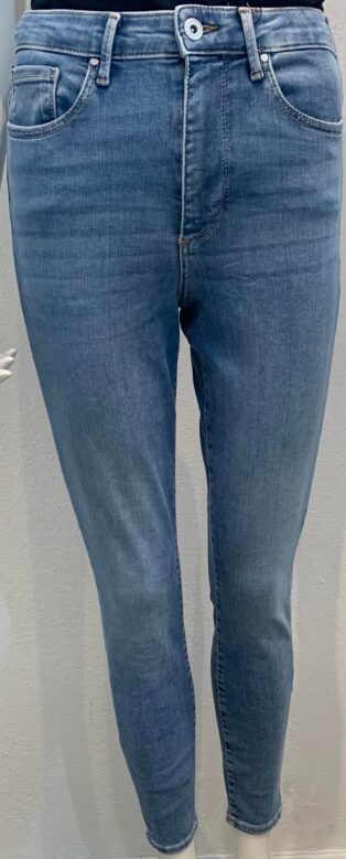 Vero Moda – Sophia – High Rise Skinny Jean – Light Blue Denim – Leg 30″