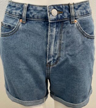 Vero Moda – Zuri Loose Shorts