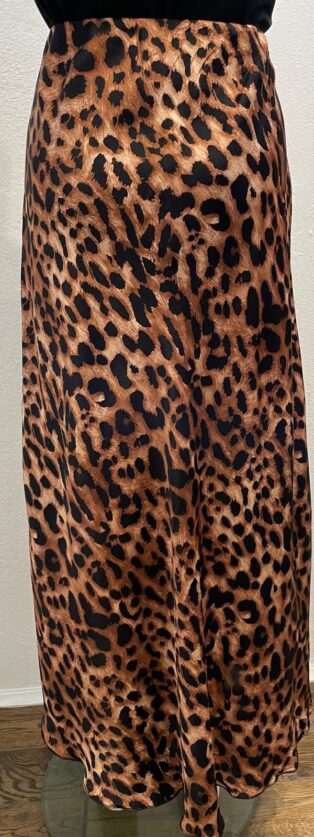 Diverse – Nanette –  Leopard and Satin Skirt – Tan