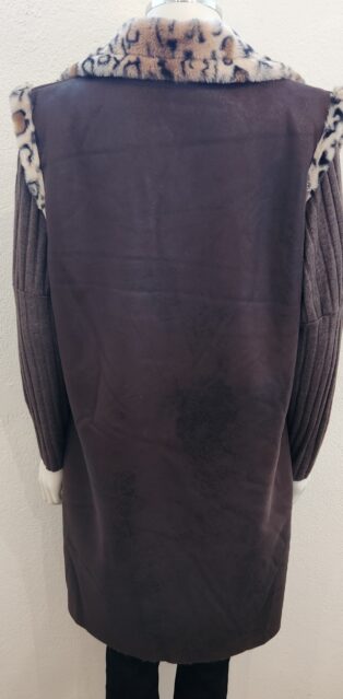 Sarah Tempest – Long Line Gilet – Brown Animal Print