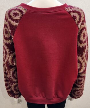 Diverse – Tula Boucle Sleeve Top – Burgundy