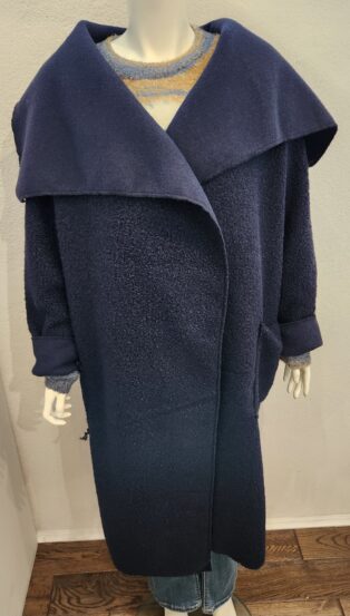 Diverse – Ulrika Boucle Coat – Navy