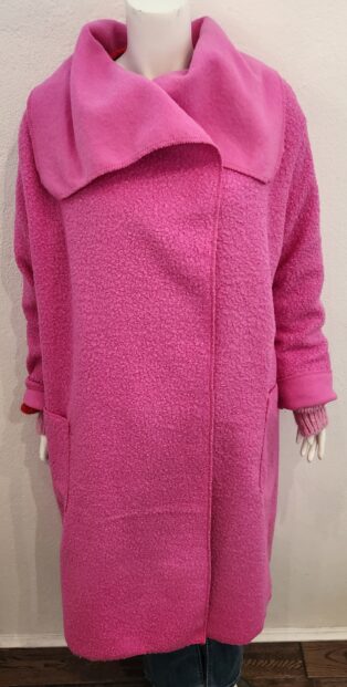 Diverse – Ulrika Boucle Coat – Hot Pink