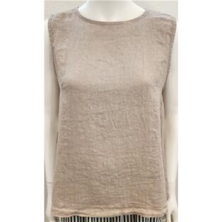 Diverse – Agatha Button Back Top – Sand