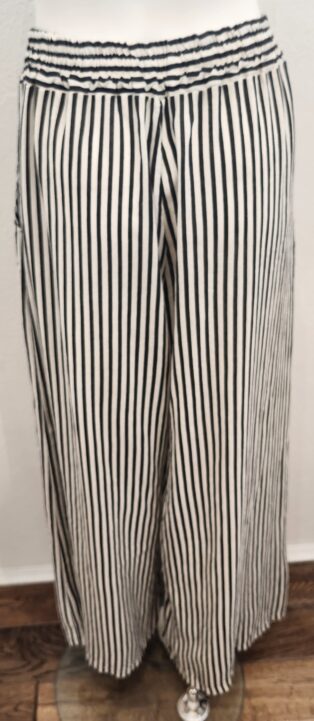 Diverse – Amanda Striped Pant – Black and White